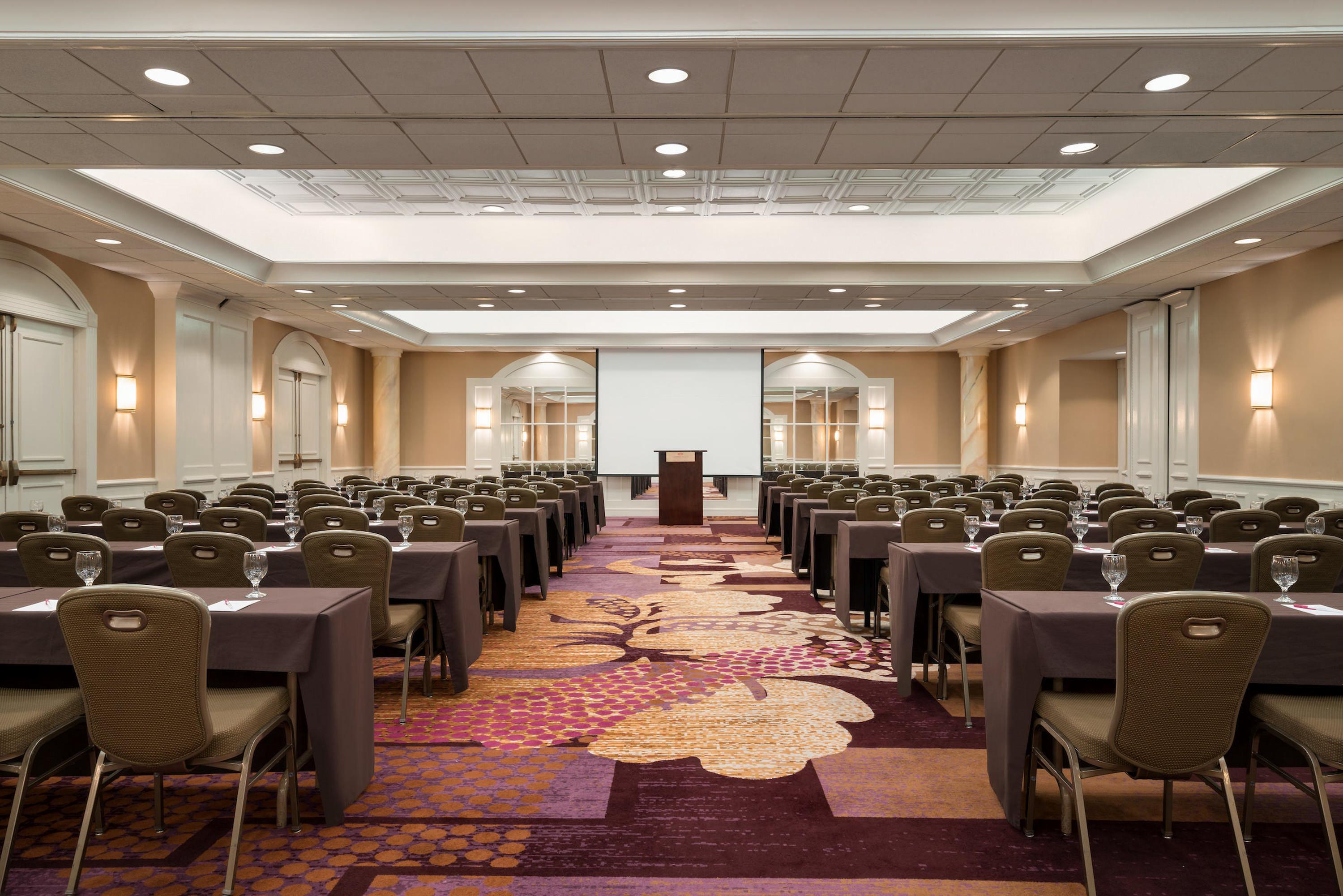 Hotel Crowne Plaza Englewood By Ihg Exteriér fotografie